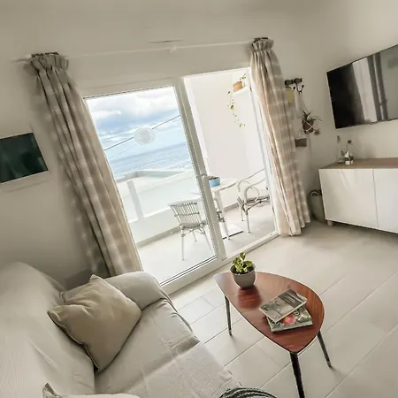 Apartamento Casa Burgao 2 On The Front Line With Seaview Terrace Punta Mujeres
