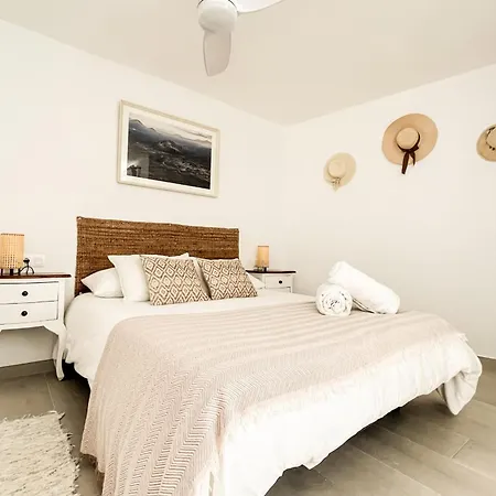 דירה Casa Burgao 2 On The Front Line With Seaview Terrace