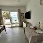 Apartment Casa Burgao 2 On The Front Line With Seaview Terrace Punta Mujeres