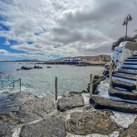 Appartamento Casa Burgao 2 On The Front Line With Seaview Terrace *