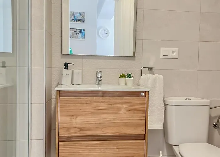 Casa Burgao 2 On The Front Line With Seaview Terrace *