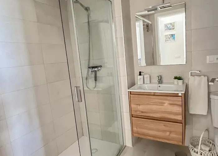 Casa Burgao 2 On The Front Line With Seaview Terrace *